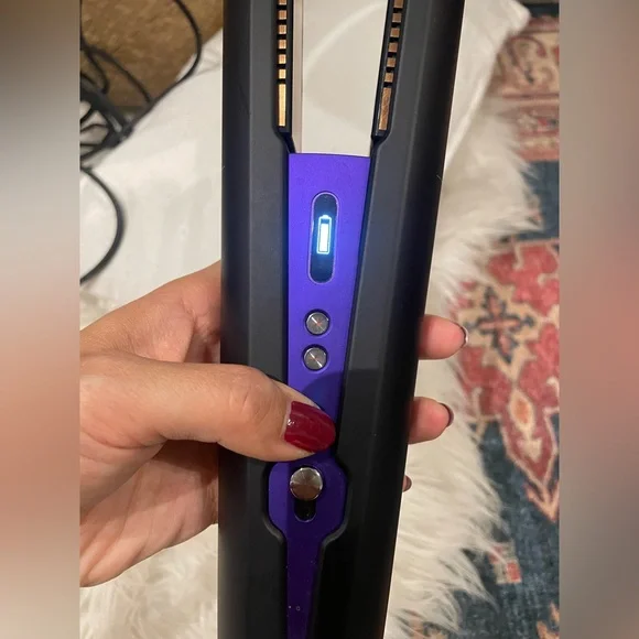 Dyson Corrale Straightener - Picture 3 of 9